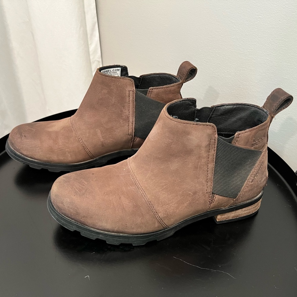 SOREL Emelie Chelsea Waterproof Ankle Boot Cattail—WOMENS SIZE 7.5